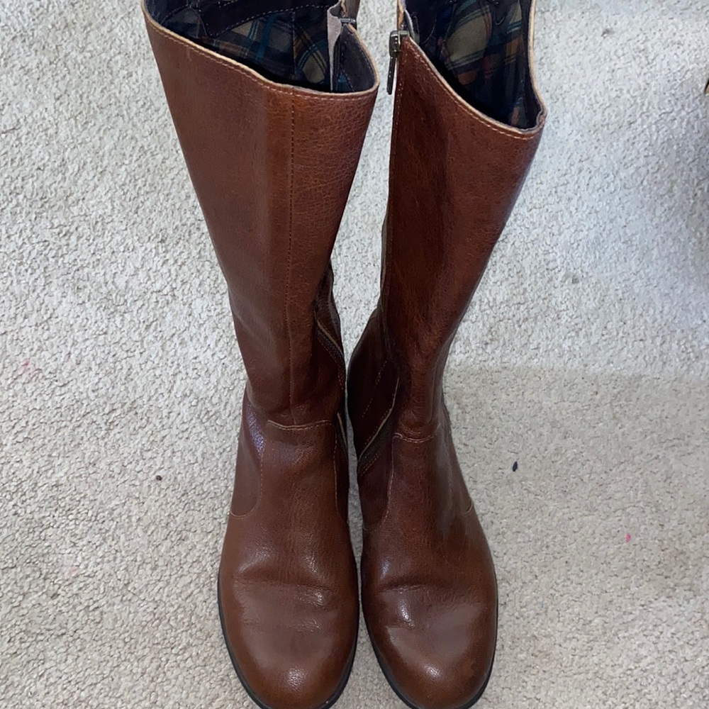 Boots women’s
